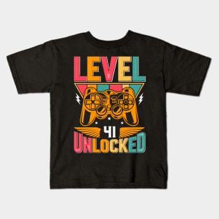 Level 41 Unlocked Awesome Since 1982 Funny Gamer Birthday Kids T-Shirt